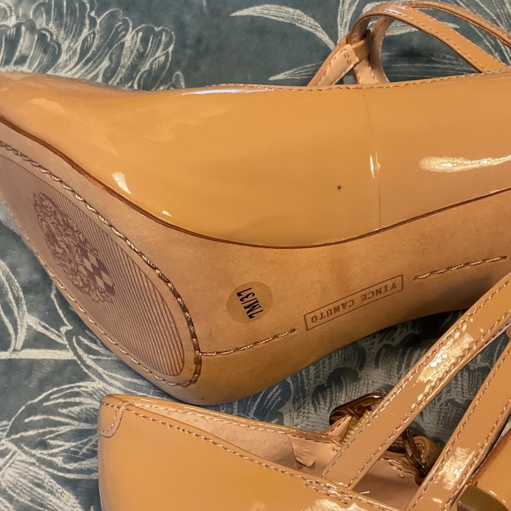 Vince Camuto Nude Patent T-Strap Peep-Toe Heels - Picture 6 of 7